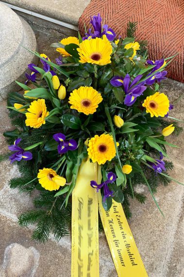 Bouquet,Frühling,gelb,lila